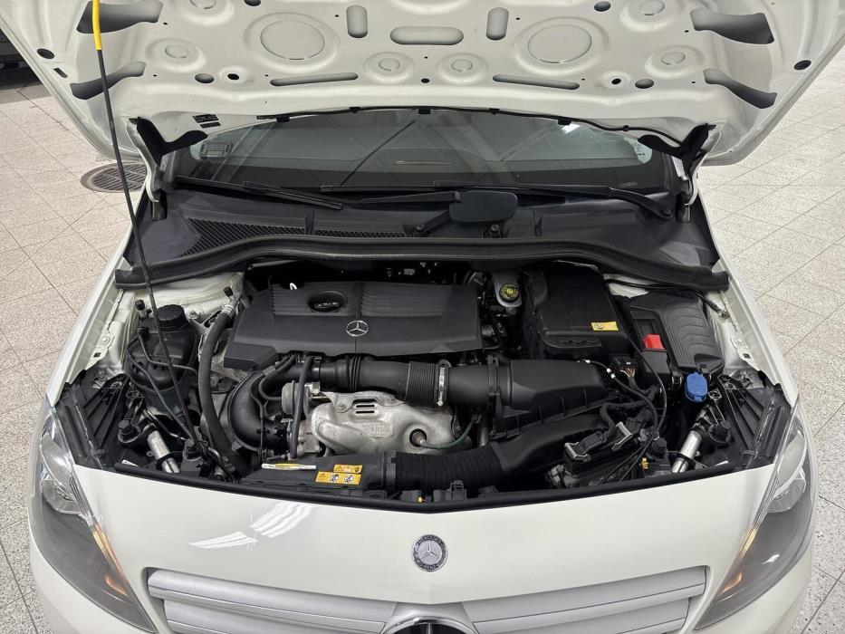MERCEDES-BENZ B 2014