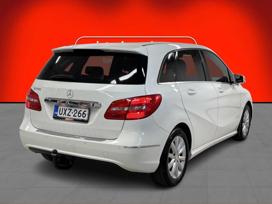 MERCEDES-BENZ B 2014