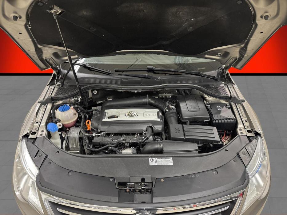 VOLKSWAGEN Passat CC 2009