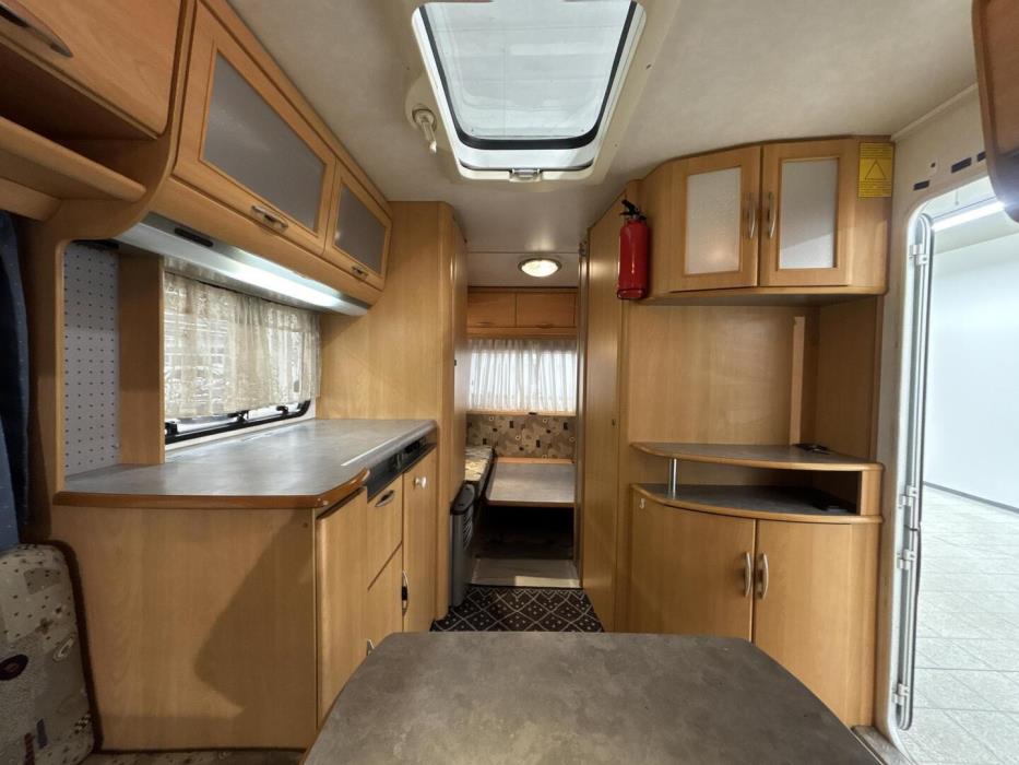 HYMER Eriba Nova 2000