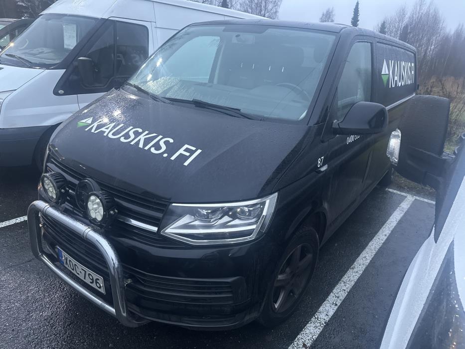 VOLKSWAGEN TRANSPORTER 2017