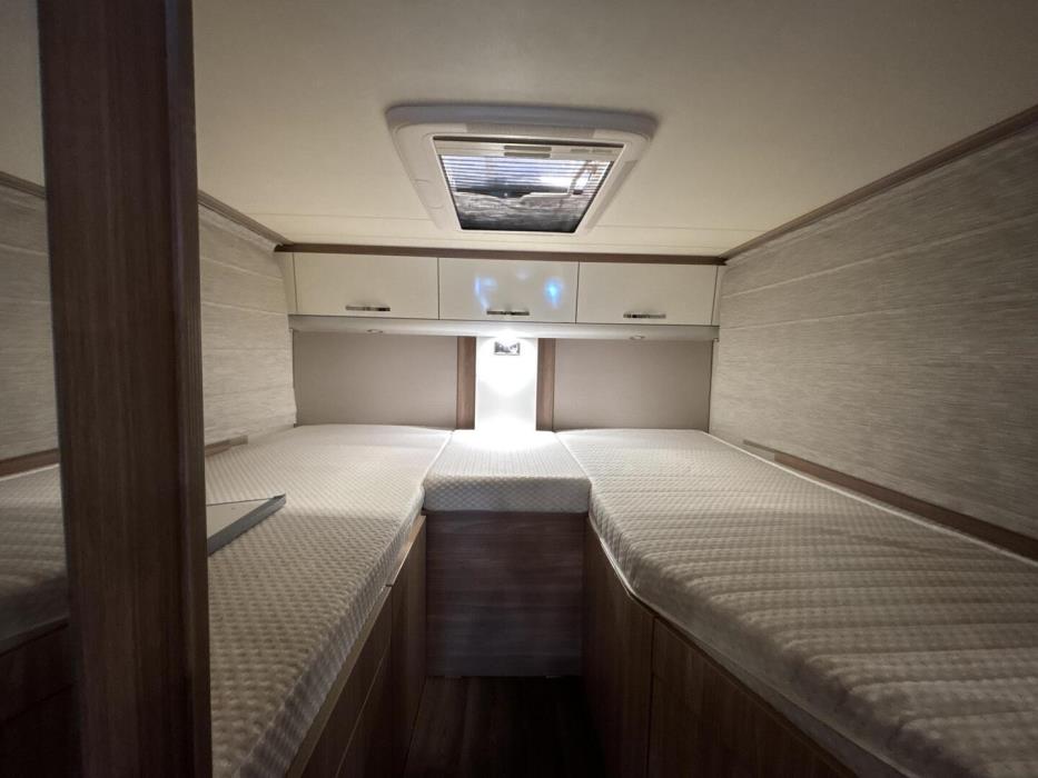 BÜRSTNER BT 7263 2022