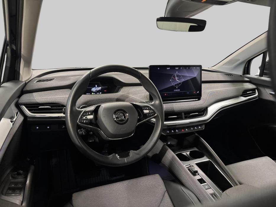SKODA Enyaq 2023