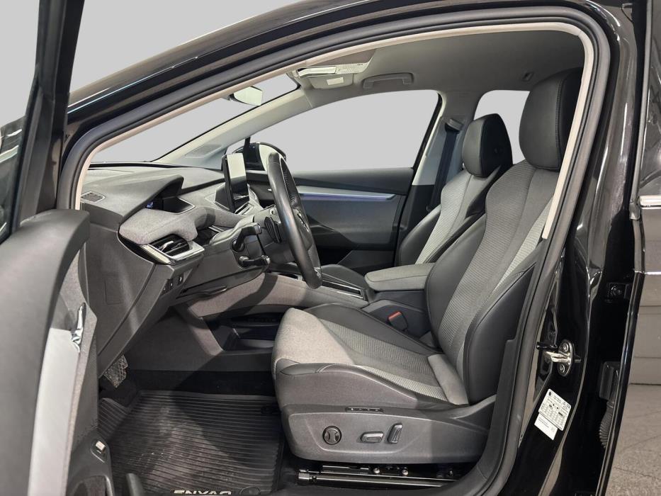 SKODA Enyaq 2023