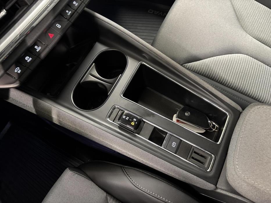 SKODA Enyaq 2023