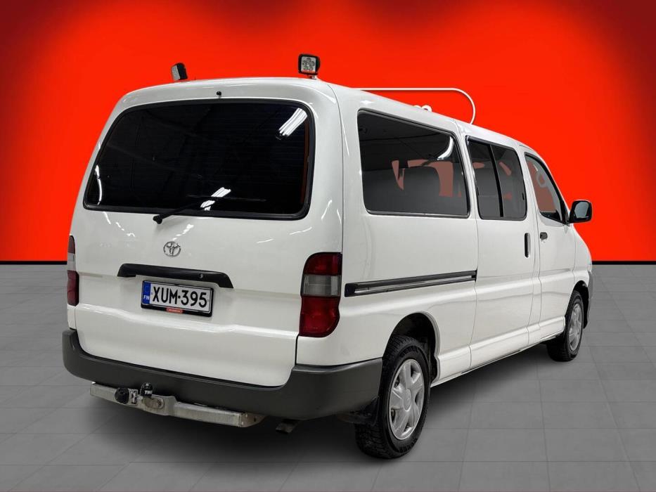 TOYOTA Hiace 2008