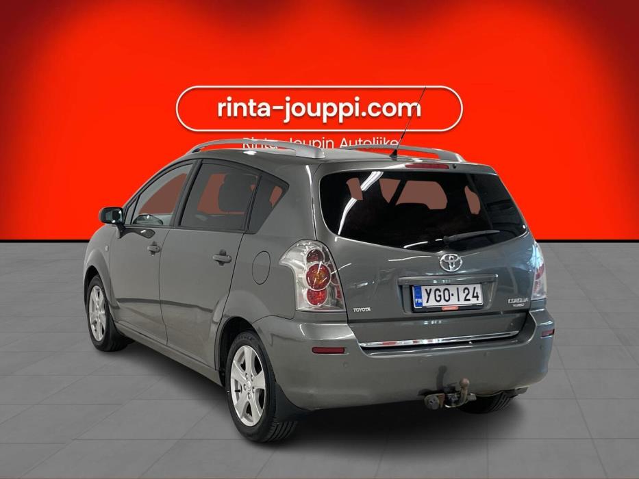 TOYOTA Corolla Verso 2007