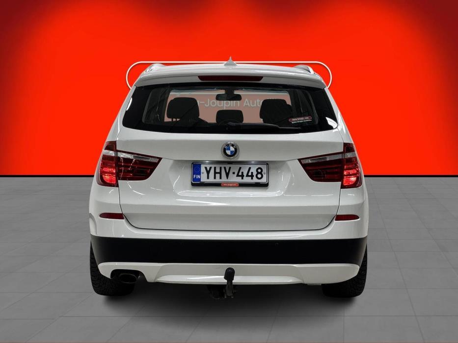 BMW X3 2011