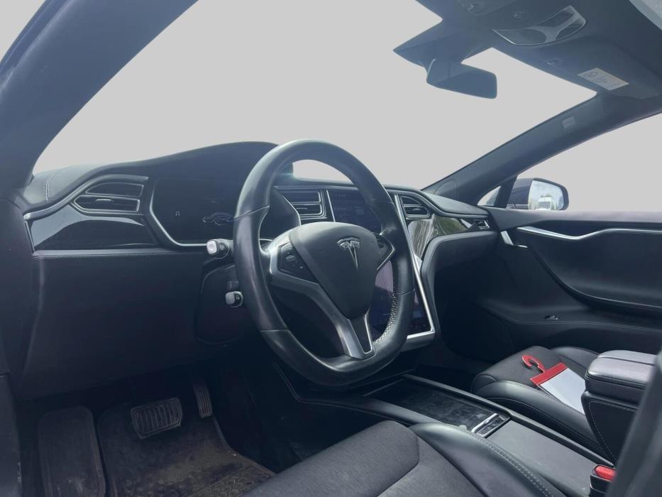 TESLA Model S 2018