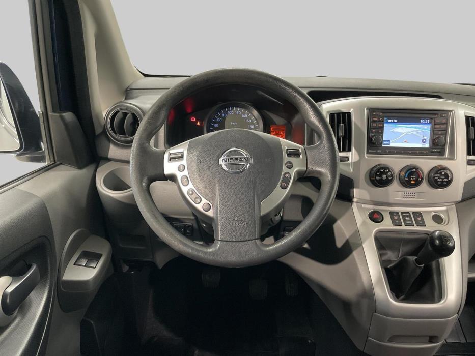 NISSAN NV200 2013