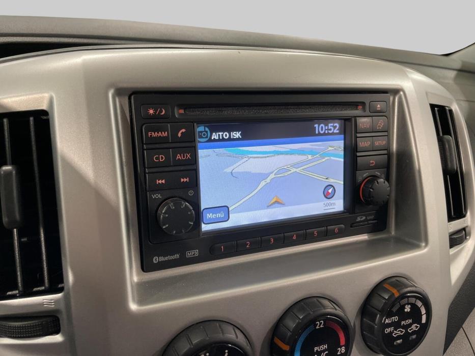 NISSAN NV200 2013