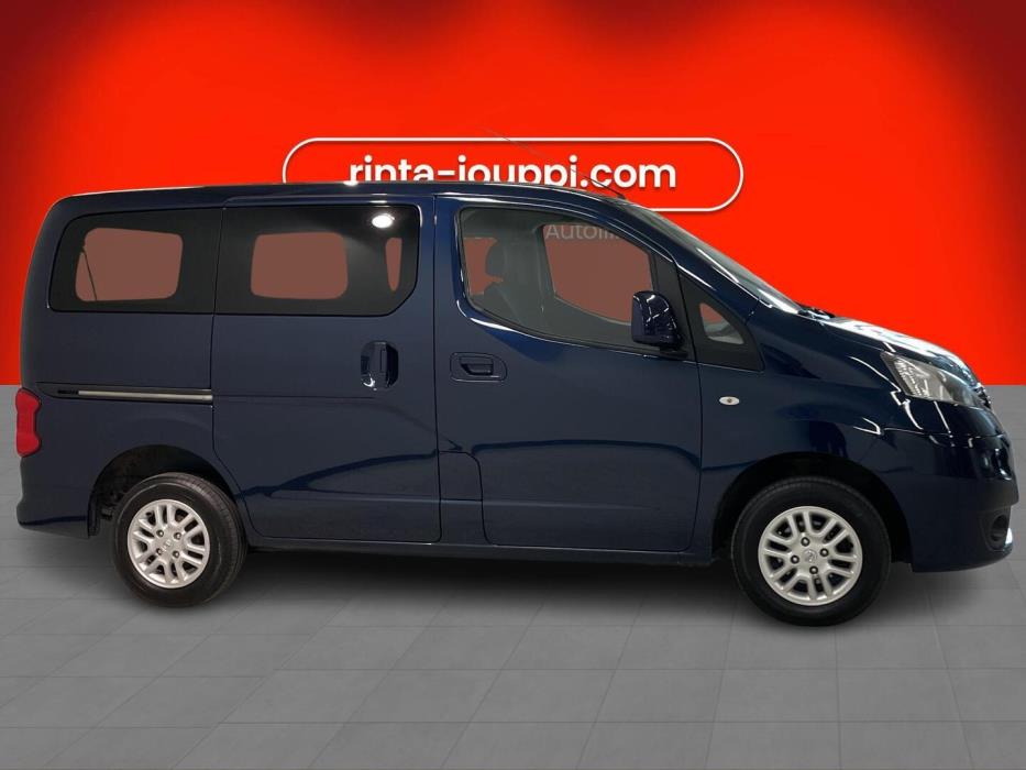 NISSAN NV200 2013