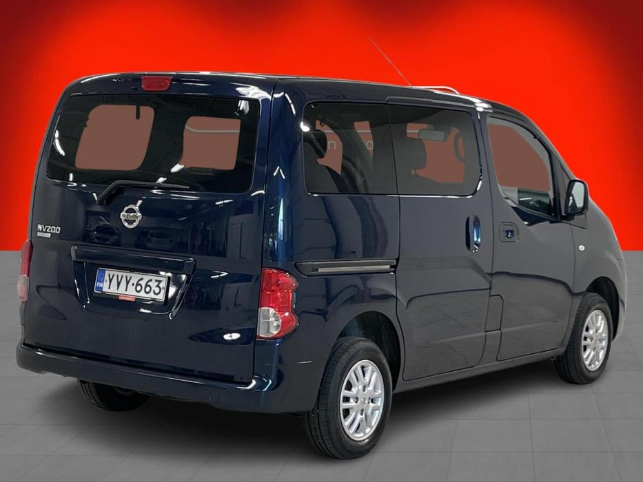 NISSAN NV200 2013