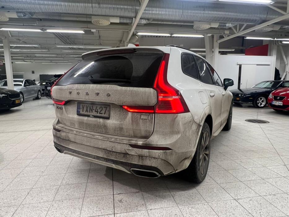 VOLVO XC60 2021