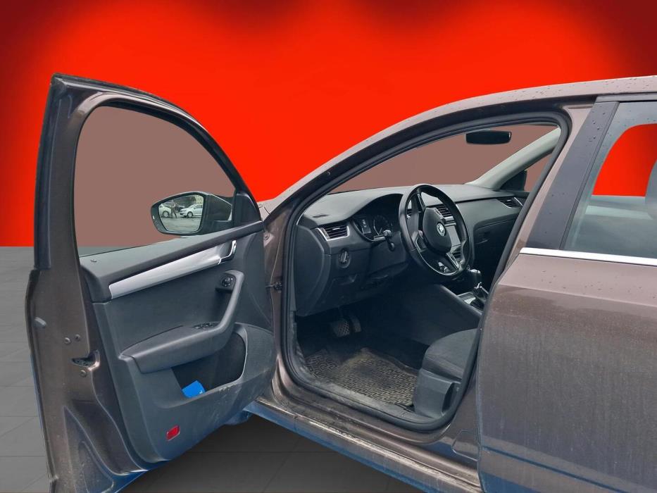 SKODA Octavia 2016