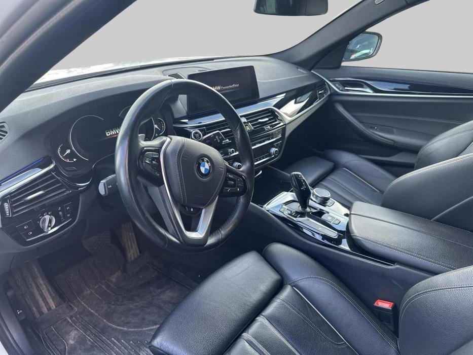 BMW 530 2019