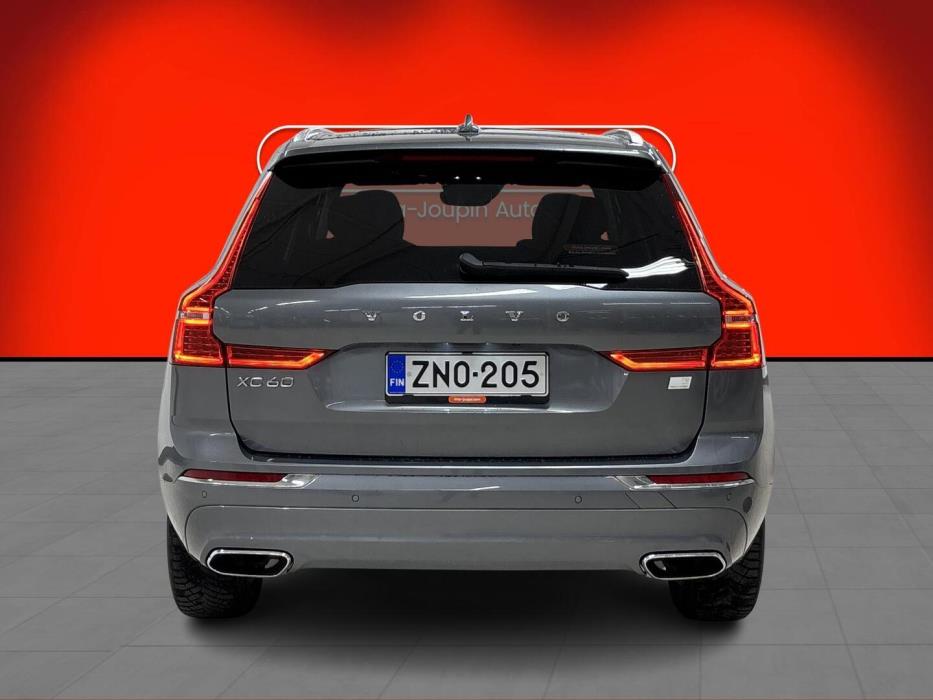 VOLVO XC60 2021