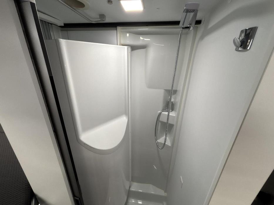 ADRIA Twin 640 SGX Supreme 2023