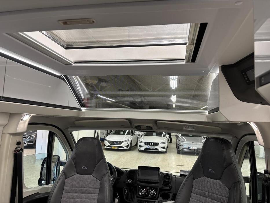 ADRIA Twin 640 SGX Supreme 2023