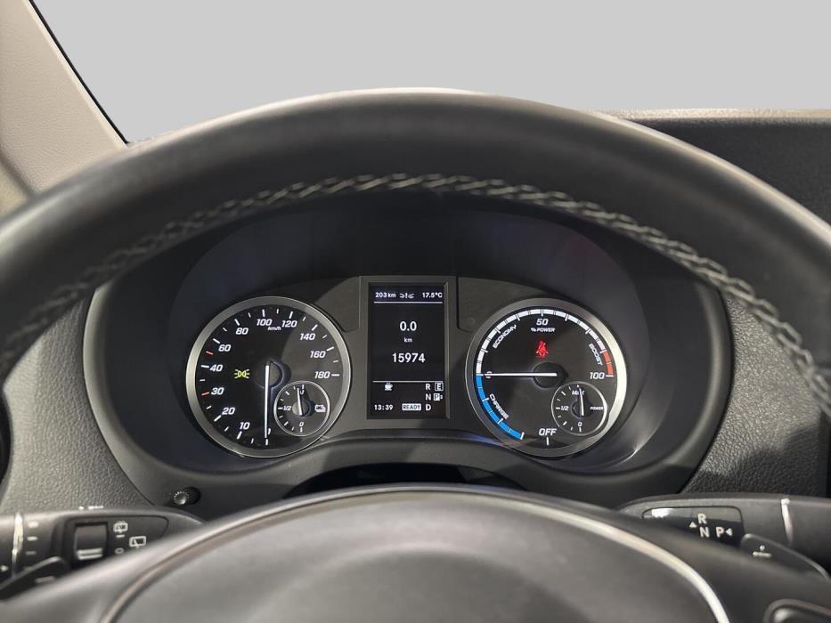 MERCEDES-BENZ Vito 2023