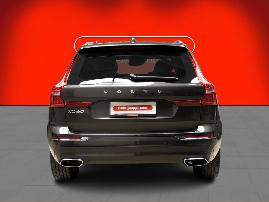 VOLVO XC60 2018