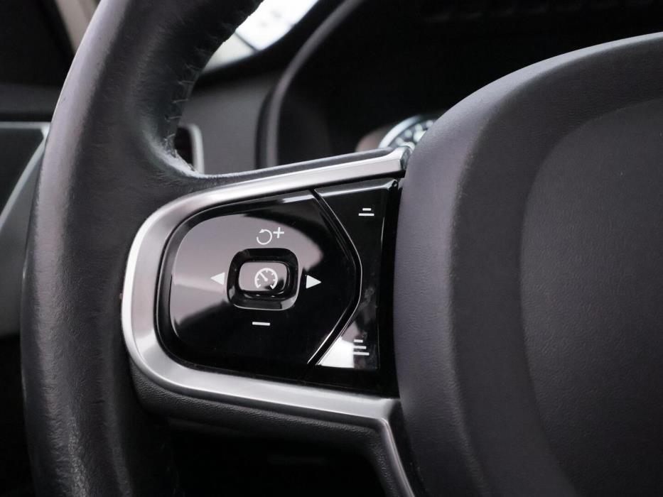 VOLVO XC90 2018