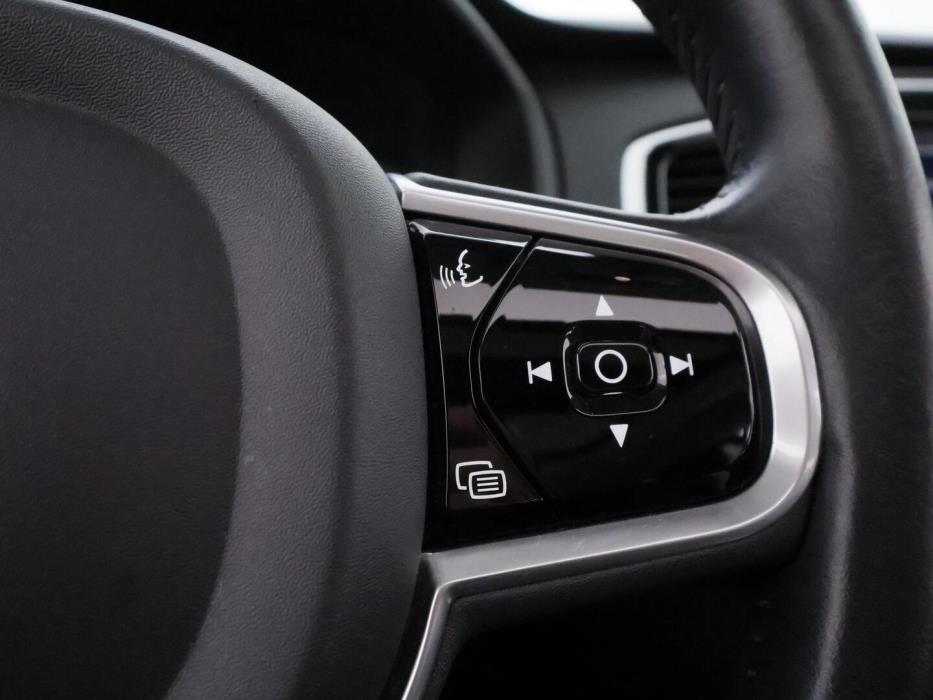 VOLVO XC90 2018
