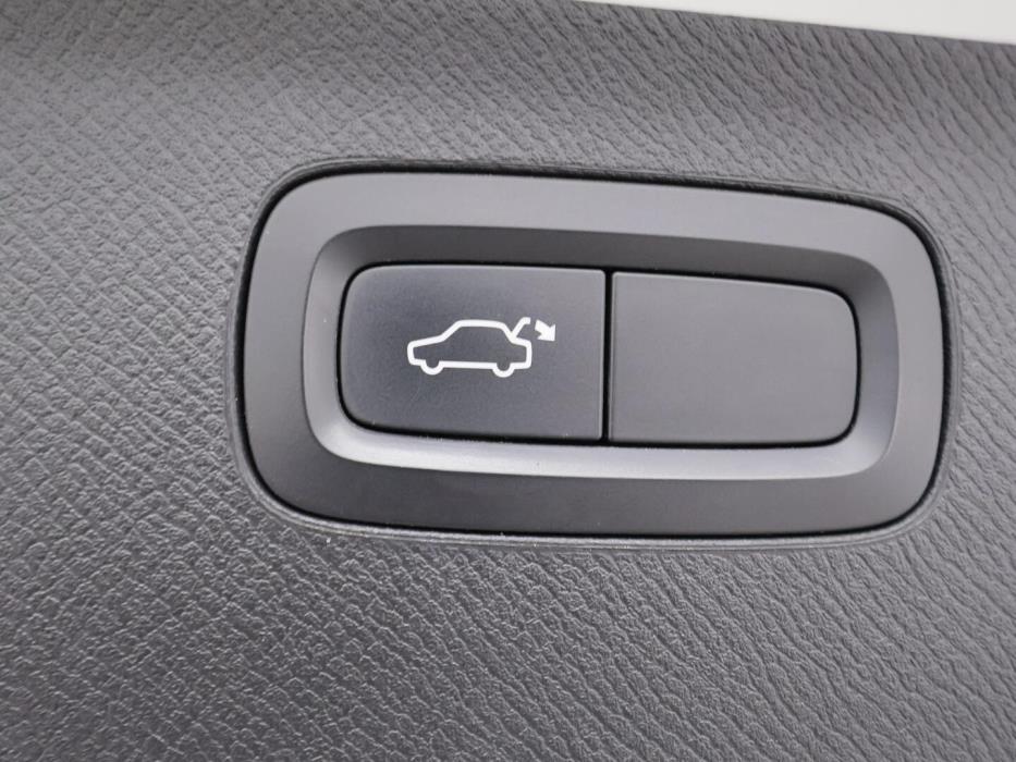 VOLVO XC90 2018