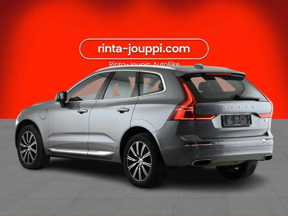 VOLVO XC60 2021