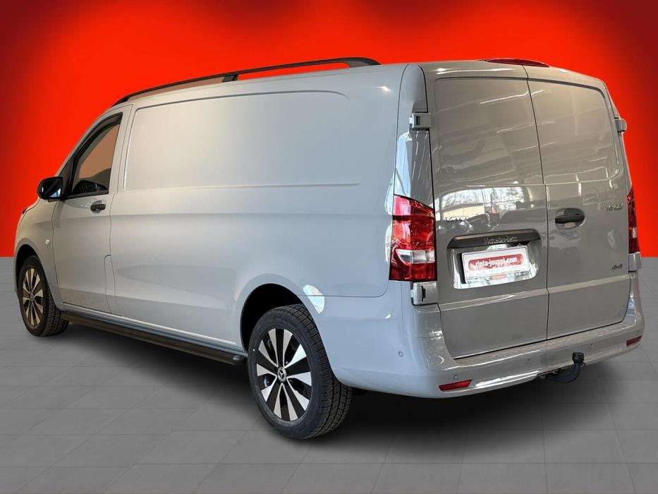 MERCEDES-BENZ VITO 2025