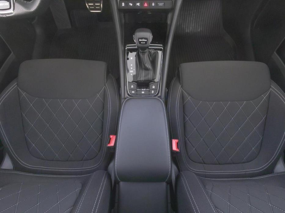 SKODA KAROQ 2023