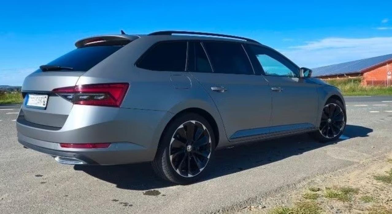 SKODA SUPERB 2020