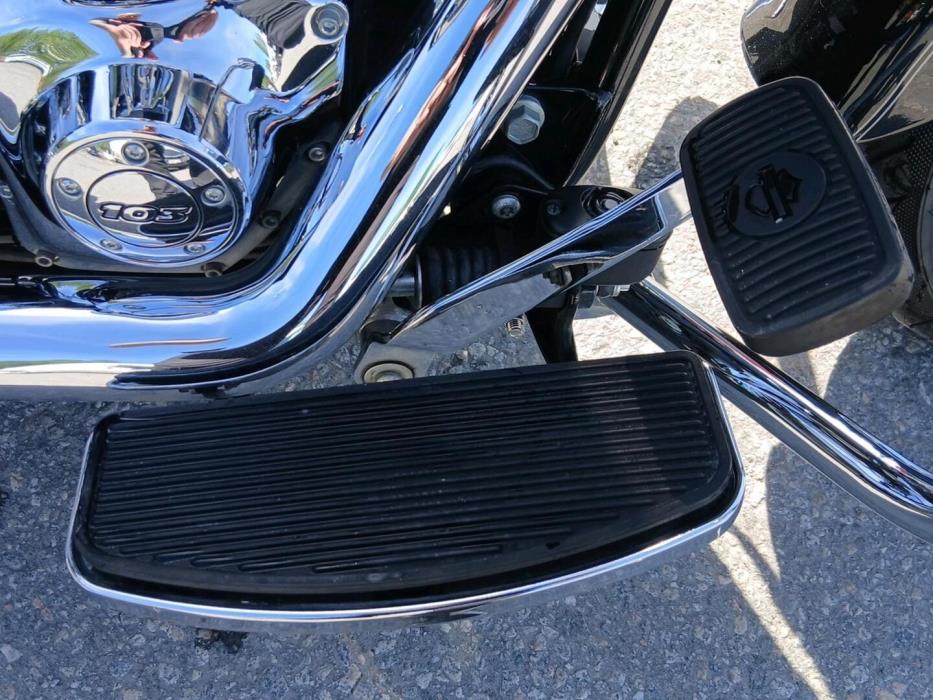 HARLEY-DAVIDSON SOFTAIL 2013
