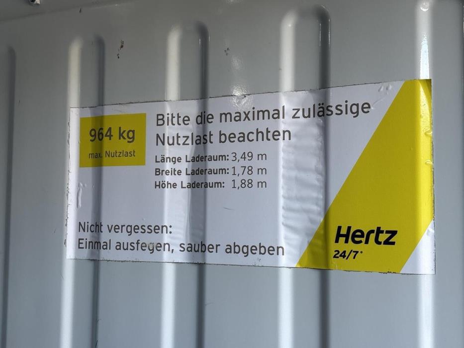 MAXUS DELIVER 9 2022