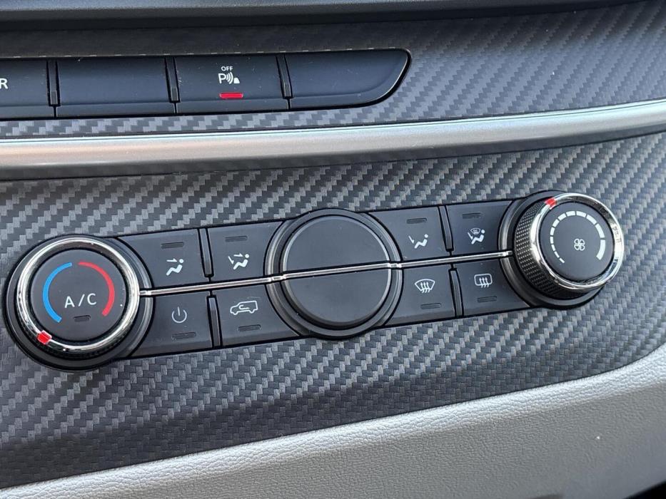 MAXUS DELIVER 9 2022