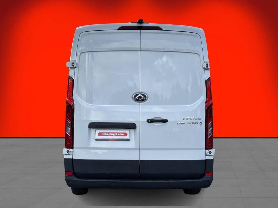 MAXUS DELIVER 9 2022