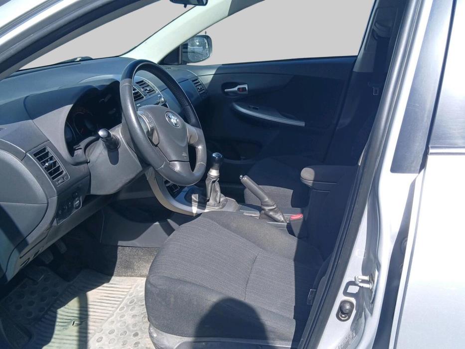 TOYOTA Corolla 2009