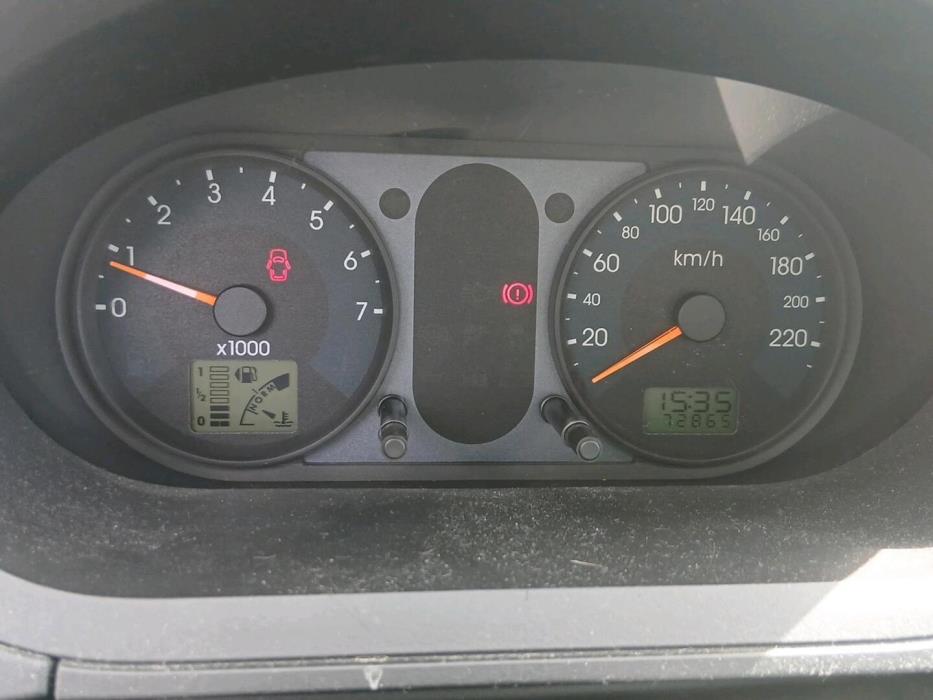 FORD Fiesta 2003