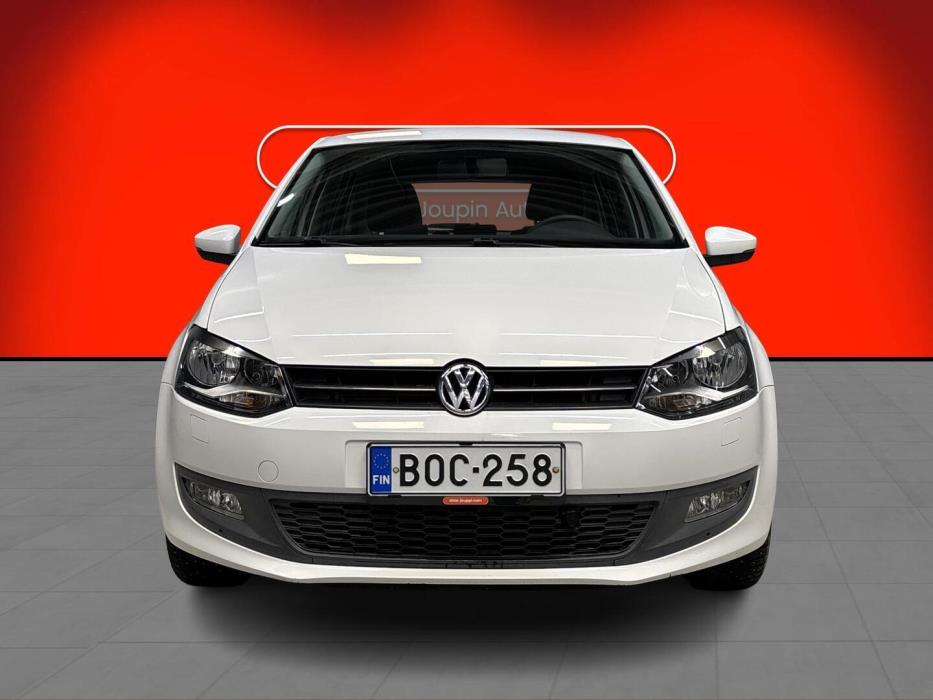 VOLKSWAGEN Polo 2010