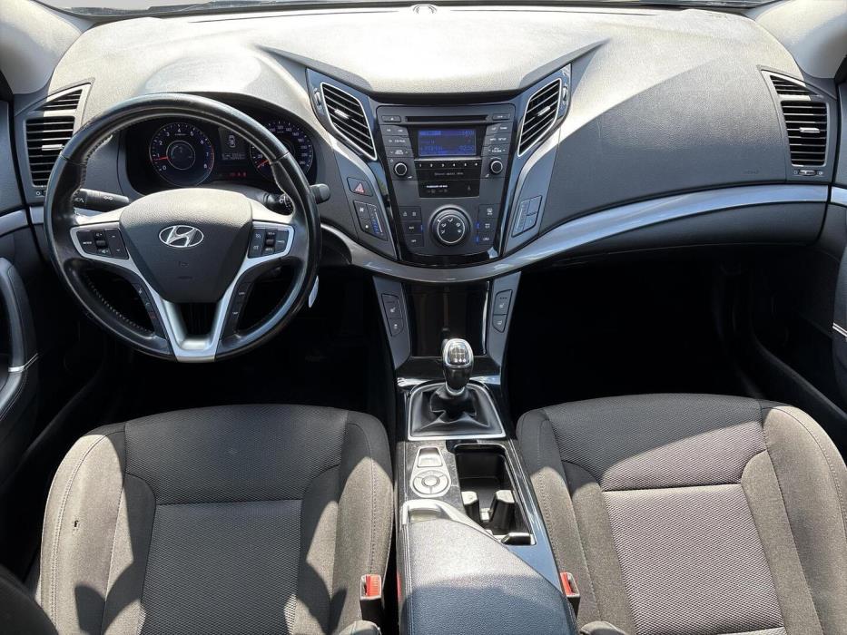 HYUNDAI i40 Wagon 2015