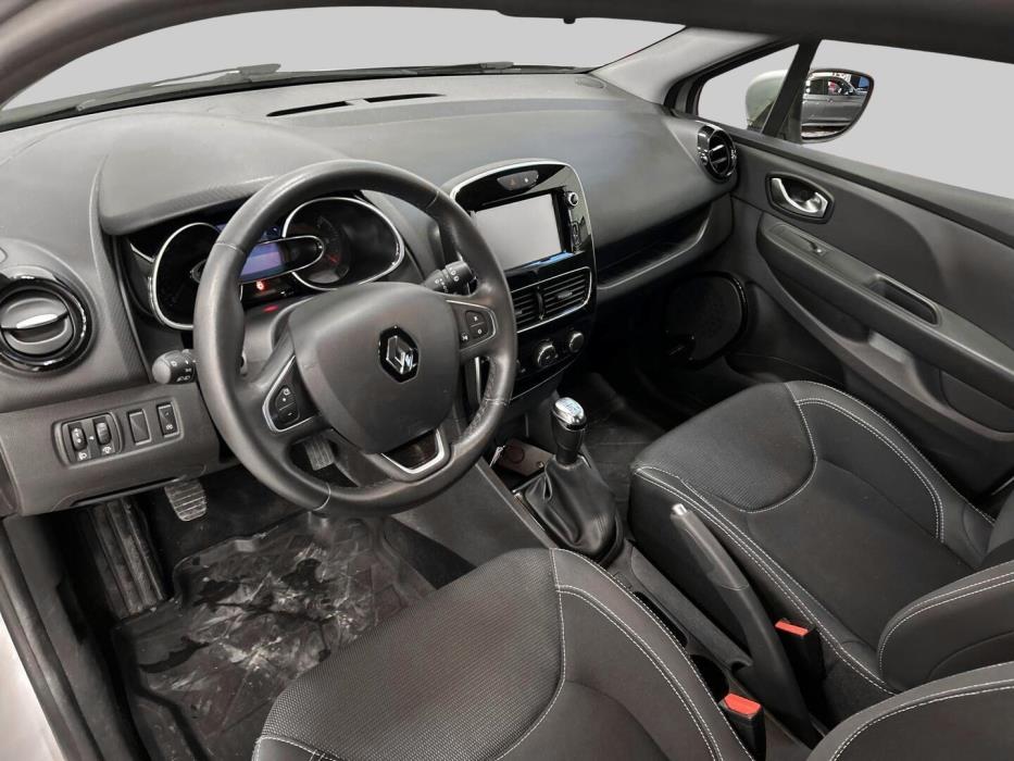 RENAULT Clio 2016