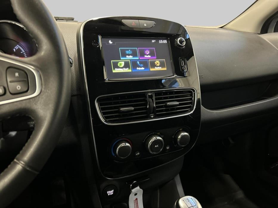 RENAULT Clio 2016