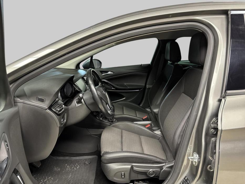 OPEL Astra 2017
