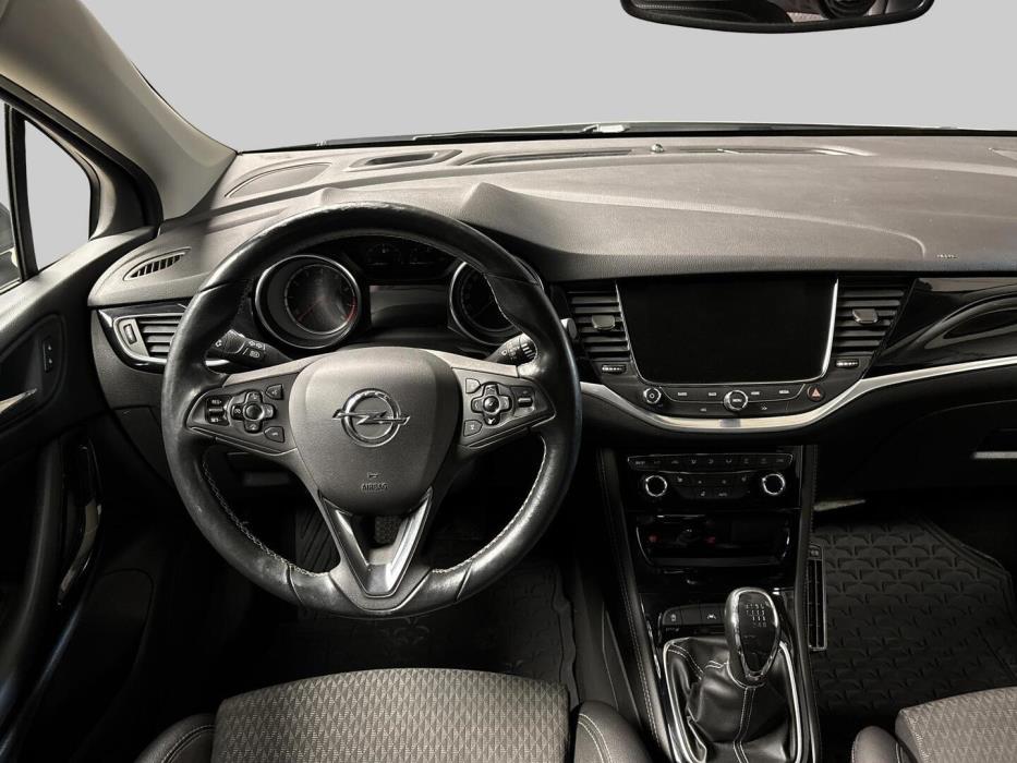 OPEL Astra 2017