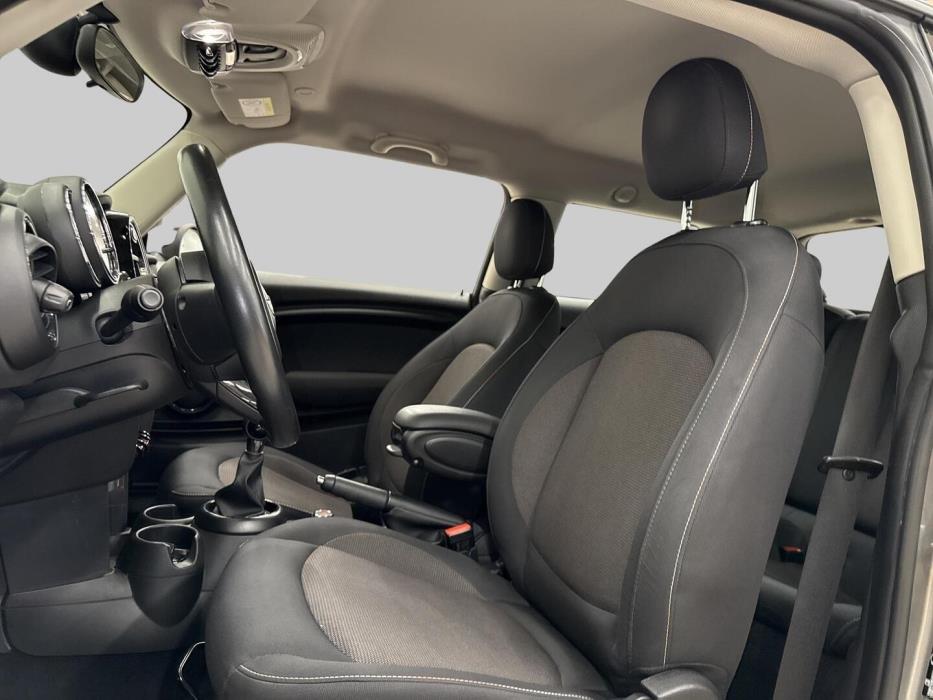 MINI Hatchback 2019