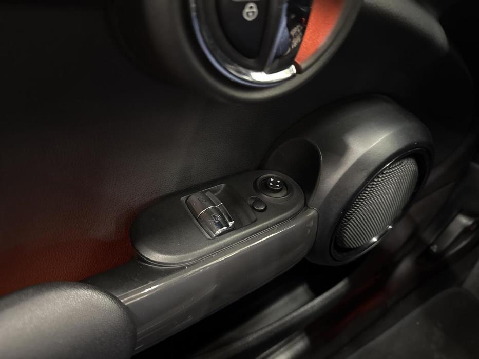 MINI Hatchback 2019