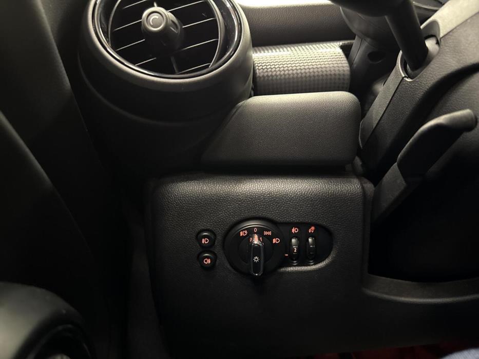 MINI Hatchback 2019
