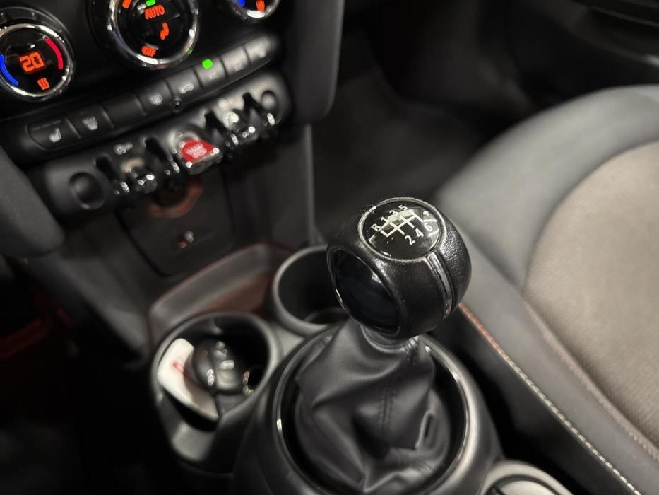 MINI Hatchback 2019