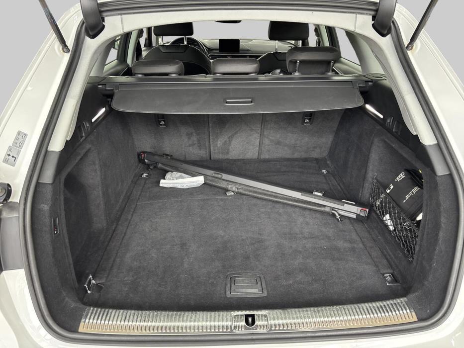 AUDI A4 allroad quattro 2018