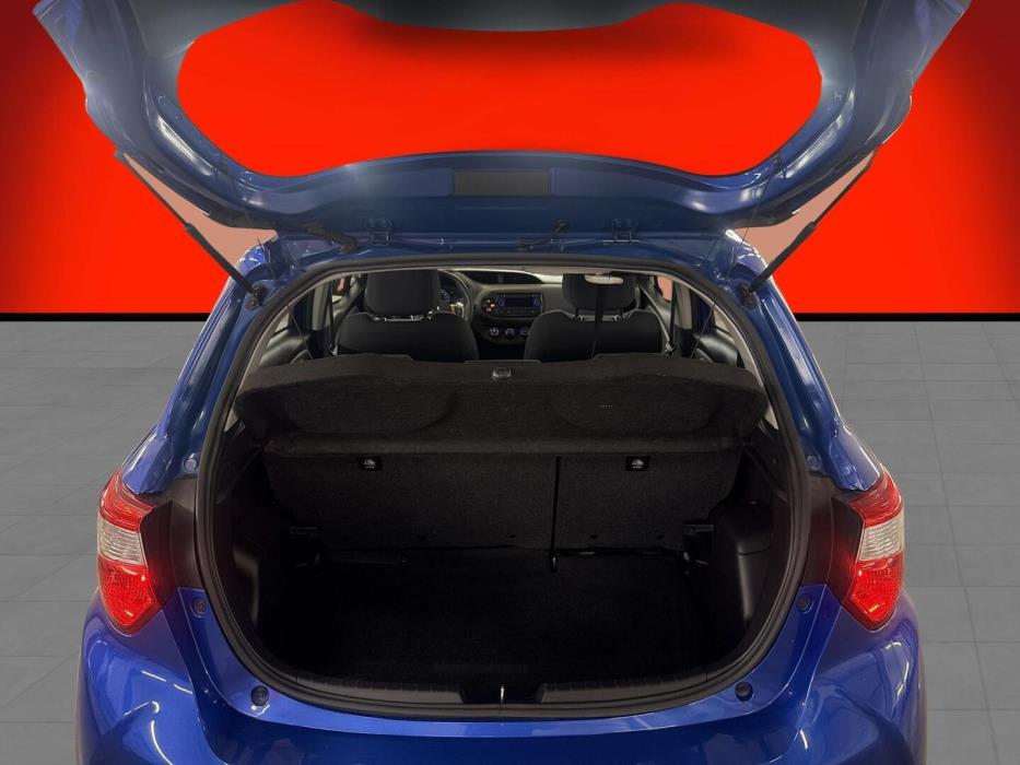 TOYOTA Yaris 2019